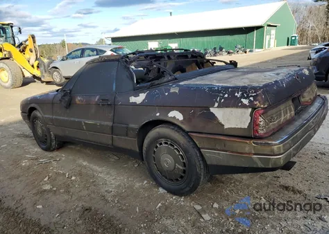 1989 Cadillac Allante z USA, uszkodzony, nr VIN 1G6VR3183KU102652